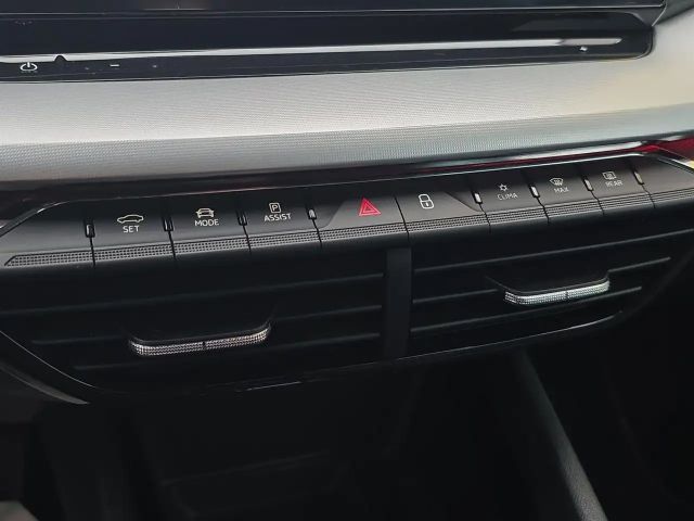 Skoda Octavia TDI DSG MATRIX NAVI ACC SPURH AHK VORBREI