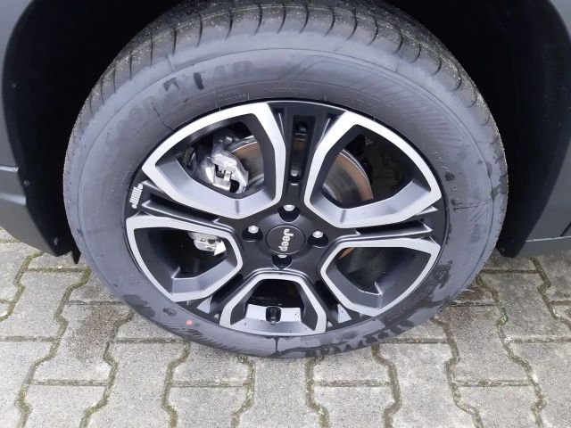 Jeep Avenger Full-Electric Summit