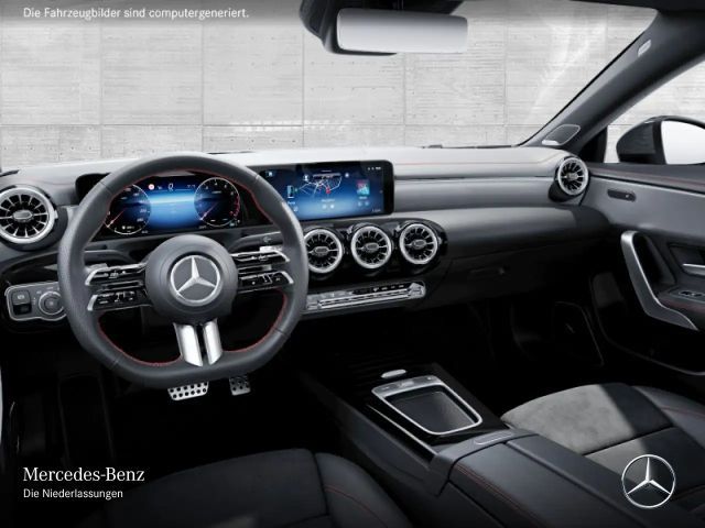 Mercedes-Benz CLA 200 AMG Line Coupé