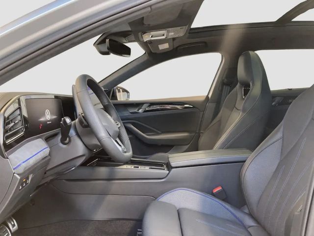 Volkswagen Passat 2.0 TDI R-Line Style