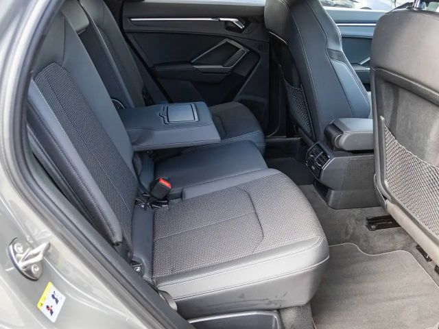 Audi Q3 35 TFSI S-Line S-Tronic