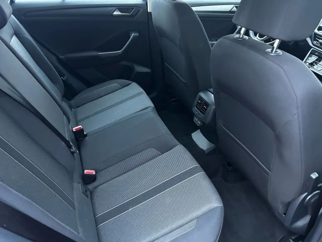 Volkswagen T-Roc 1.5 TSI DSG Life