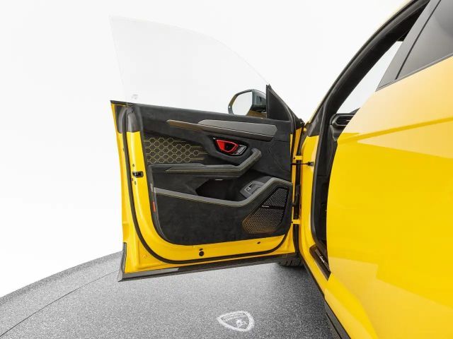 Lamborghini Urus Performante