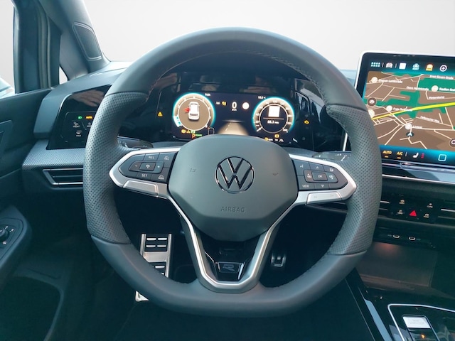 Volkswagen Golf 1.5 eTSI DSG R-Line