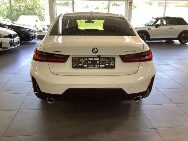 BMW 320 320d M-Sport Sedan xDrive