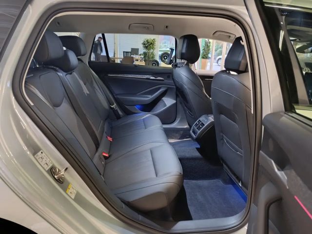 Skoda Superb 2.0 TDI 4x4 Combi Selection