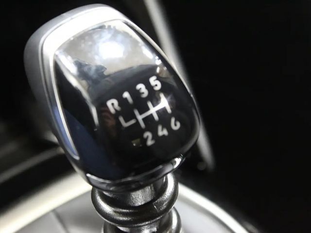 Peugeot 208 Allure Pack PureTech