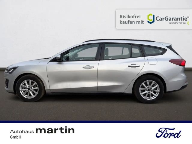 Ford Focus Cool & Connect