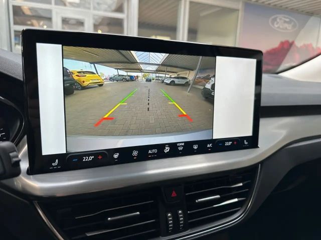 Ford Focus Titanium Wagon