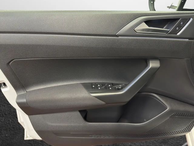 Volkswagen Taigo 1.5 TSI DSG R-Line