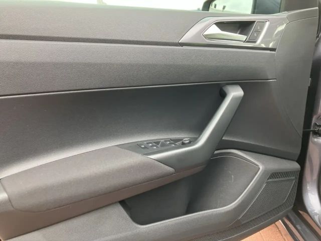 Volkswagen Polo IQ.Drive Style