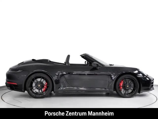 Porsche 992 4 Cabrio GTS