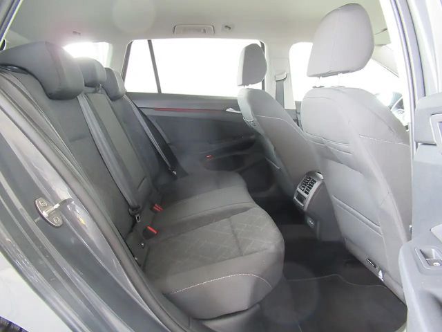 Volkswagen Golf DSG Life Variant