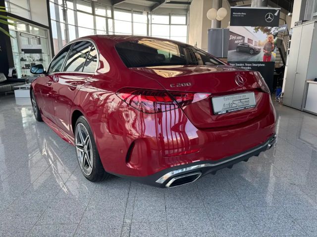 Mercedes-Benz C 200 4MATIC AMG Line Sedan