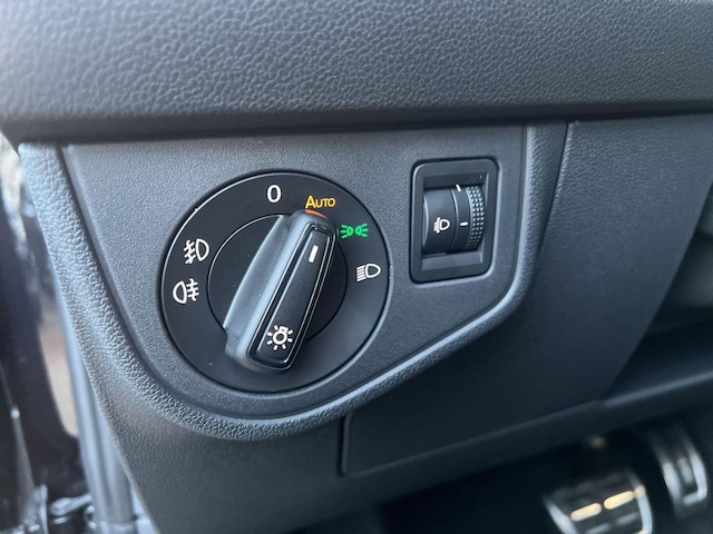 Volkswagen Polo 1.0 TSI DSG R-Line