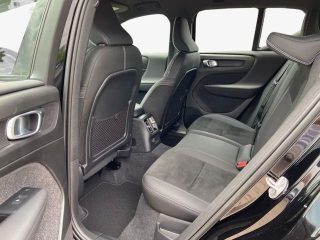 Volvo XC40 Dark Plus Recharge T5