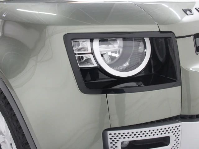 Land Rover Defender 110 D250 S