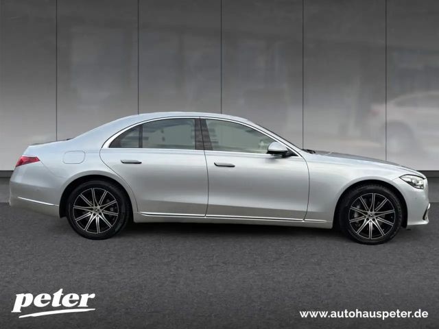 Mercedes-Benz S 350 4MATIC S 350 d Sedan