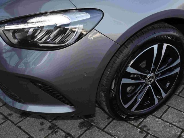 Mercedes-Benz B 200 B 200 d Progressive