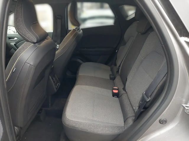 Renault Captur Hybrid Techno