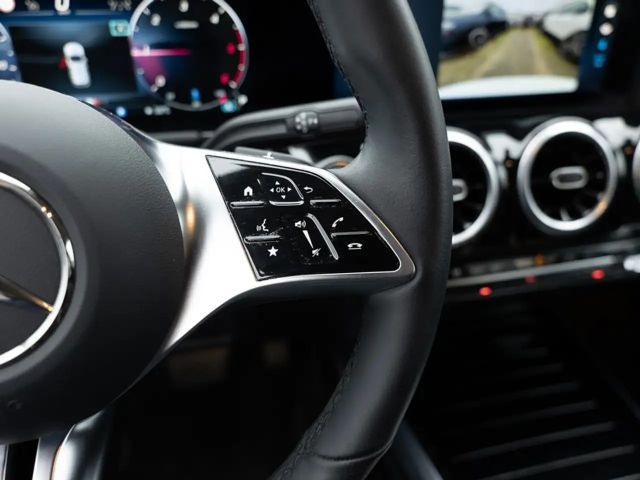 Mercedes-Benz B 220 B 220 d Progressive