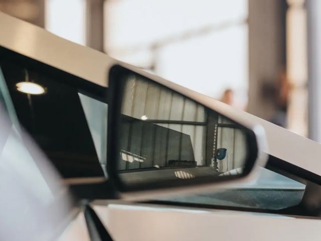 Tesla Cybertruck Cybertruck "foundation series" EU Zulassung