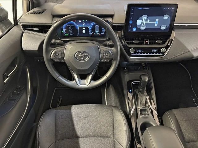 Toyota Corolla Hybride Team D