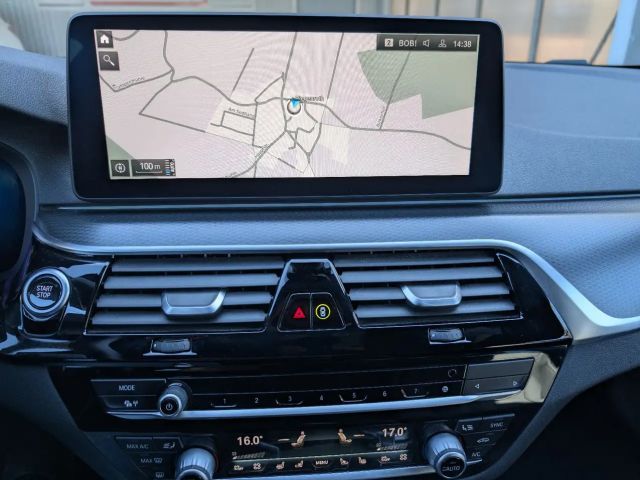 BMW 530 530e M-Sport Touring xDrive