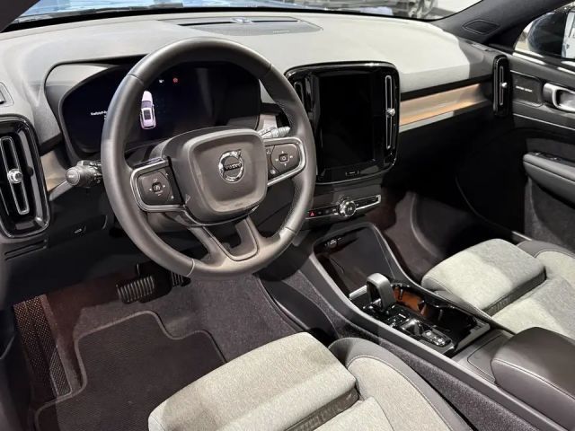 Volvo XC40 Dark Plus