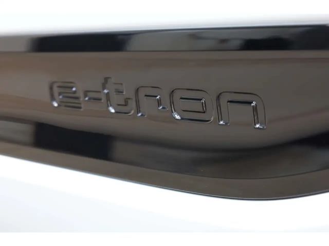 Audi Q6 e-tron S-Line