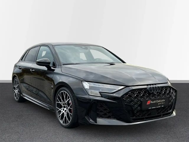 Audi RS3 Quattro S-Tronic Sedan Sportback