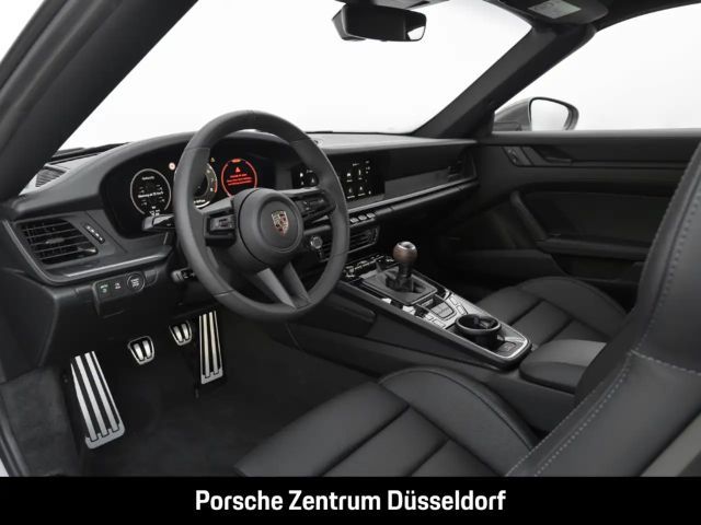 Porsche 992 Cabrio Carrera Turbo