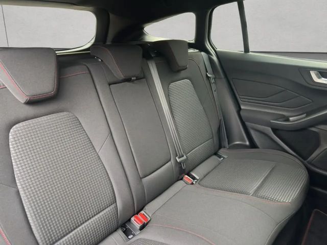 Ford Focus EcoBoost ST Line Wagon