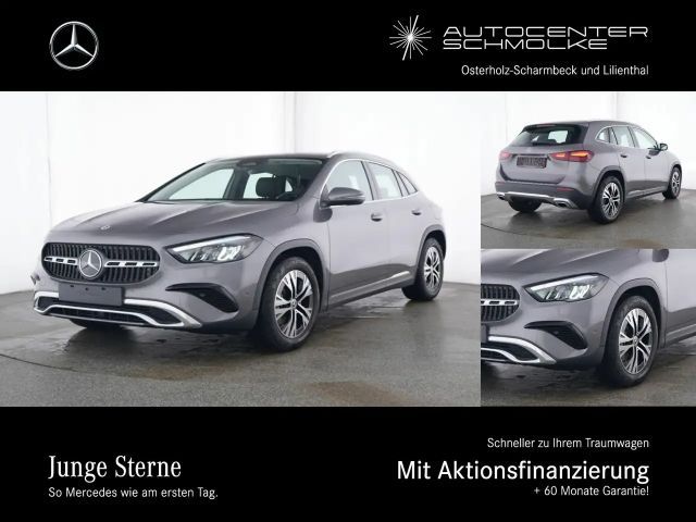 Mercedes-Benz GLA 180 GLA 180 AHK*VOLL-DIGGI-DISPLAY*VERKEHRSZEICHENAS