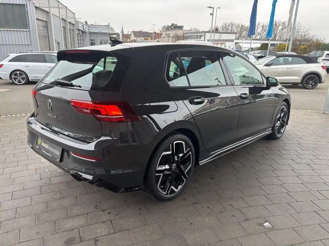 Volkswagen Golf 1.5 TSI