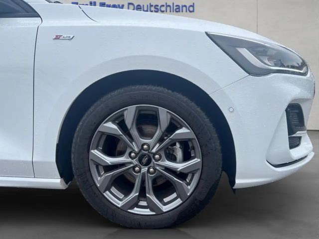 Ford Focus ST Line Wagon