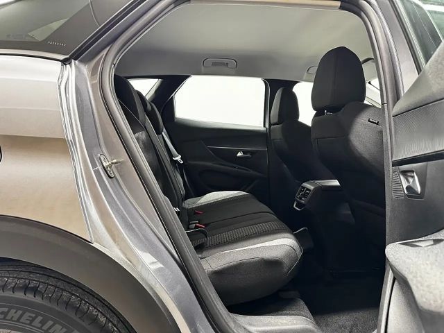 Peugeot 3008 Active Pack EAT8 PureTech