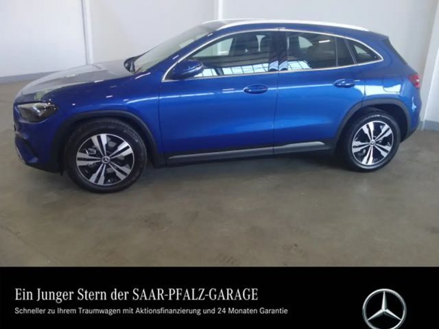 Mercedes-Benz GLA 180 Progressive