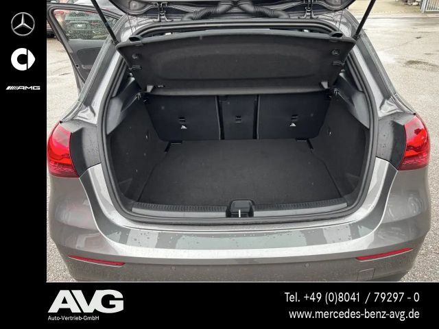 Mercedes-Benz A 180 AMG Line