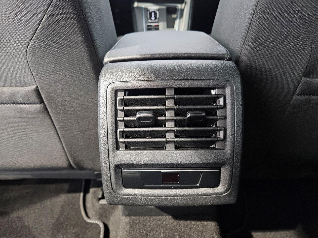 Volkswagen Golf 1.5 eTSI DSG Life