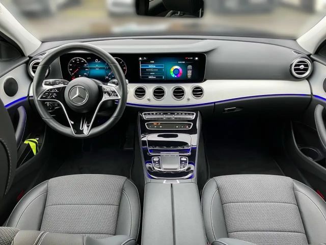 Mercedes-Benz E 220 AMG Line E 220 d Estate