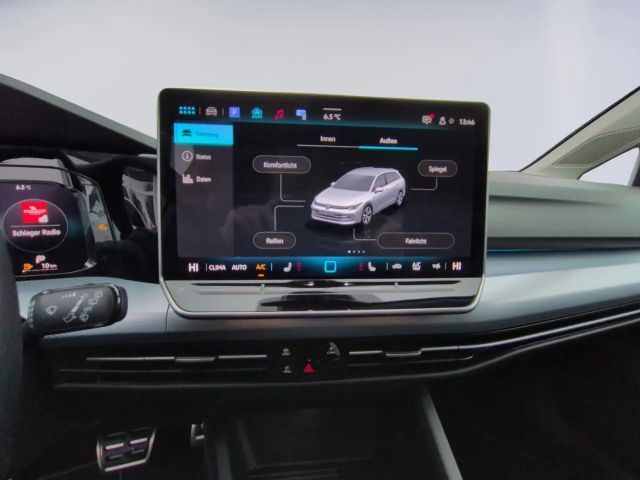 Volkswagen Golf 1.5 eTSI DSG Golf VIII Variant