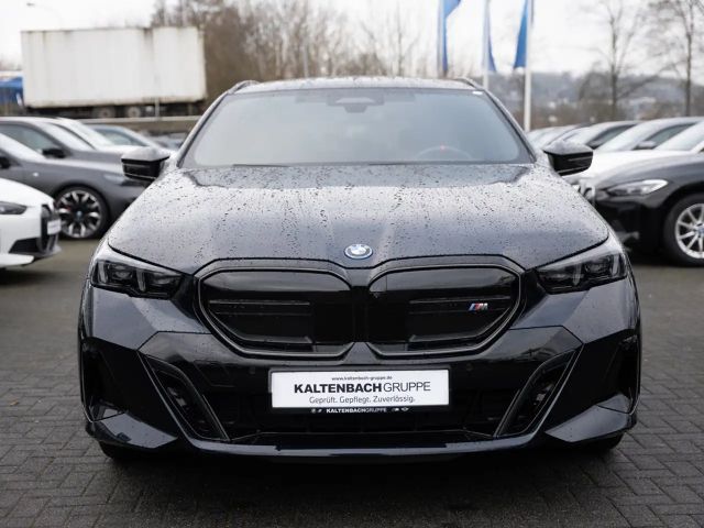 BMW i5 M60 Touring xDrive