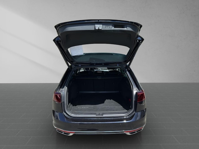 Volkswagen Passat 1.5 TSI R-Line Variant