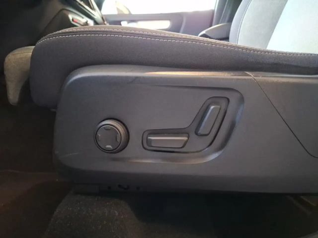 Volvo XC40 Bright Plus Recharge T4