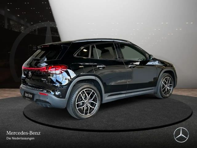 Mercedes-Benz EQA 300 4MATIC AMG Line