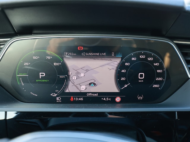 Audi Q8 e-tron 50 Quattro S-Line Sportback