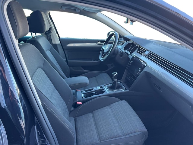 Volkswagen Passat 1.5 TSI Business Variant