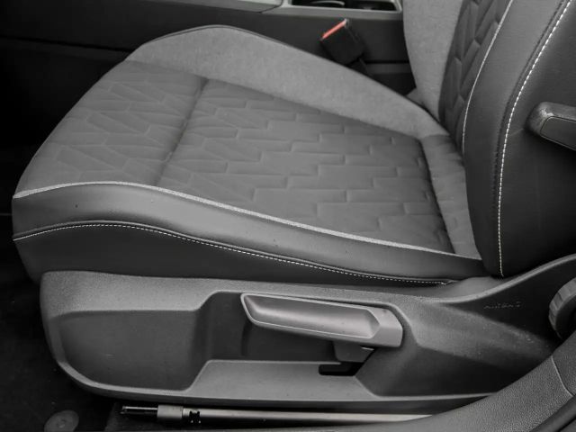 Volkswagen Golf 1.5 TSI Golf VIII