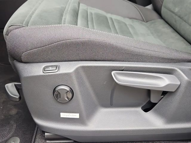 Volkswagen Touran 1.5 TSI DSG Highline